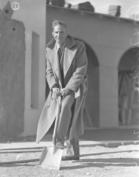 guy-mcafee- 91club-las-vegas-1939