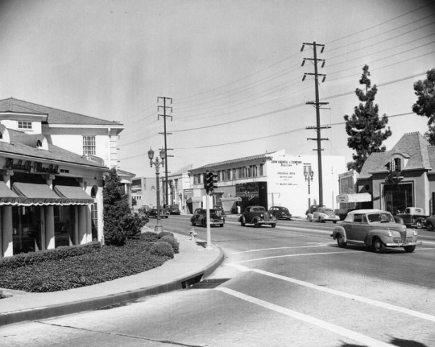Mocambo from Sunset Plaza 1940s