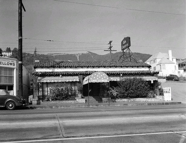 9039 Sunset Blvd. as cafe lamaze (3)