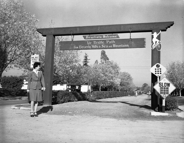 sunset blvd bridle path 1942